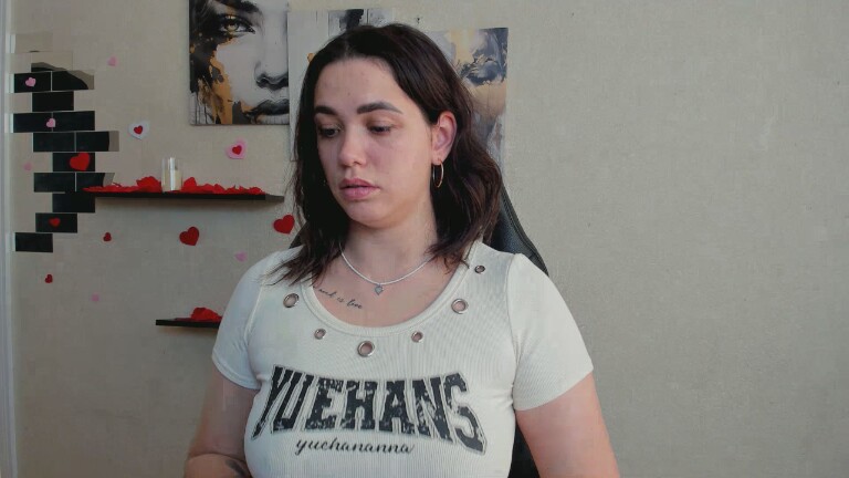 GlamNova's Streamate show and profile