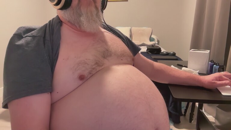 Allergictocam's Streamate show and profile