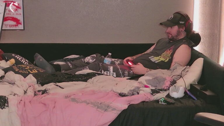 SkittenCymphora's Streamate show and profile