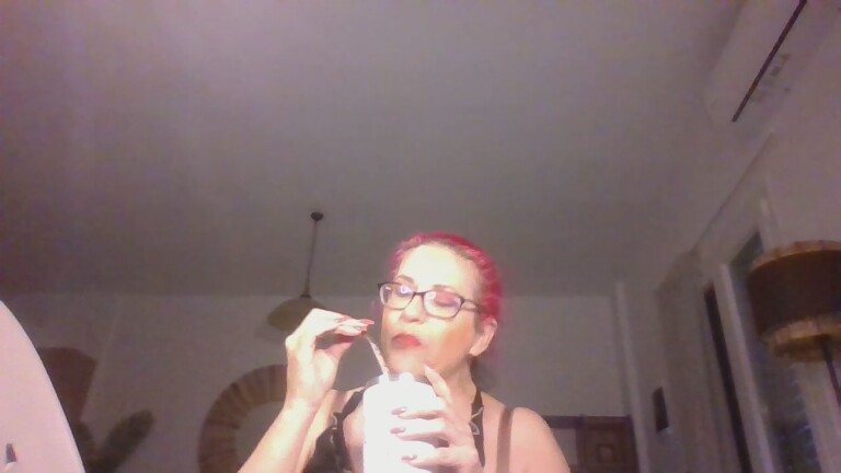 KinkyCorina's Streamate show and profile